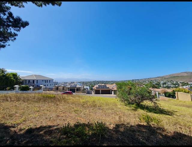 LAND FOR SALE IN OUDE WESTHOF